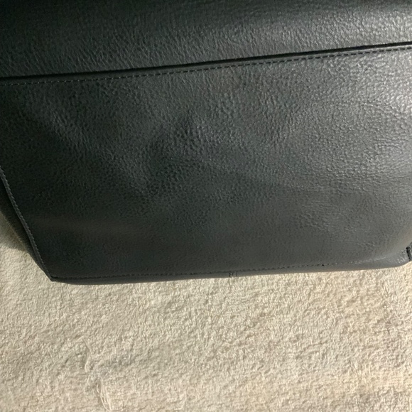 Steve Madden Large Hobo Tote - Picture 5 of 8